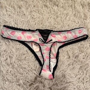 NWT VTG Rare 2010 Victoria’s Secret Sexy Little Things Pink Kiss Print Small
